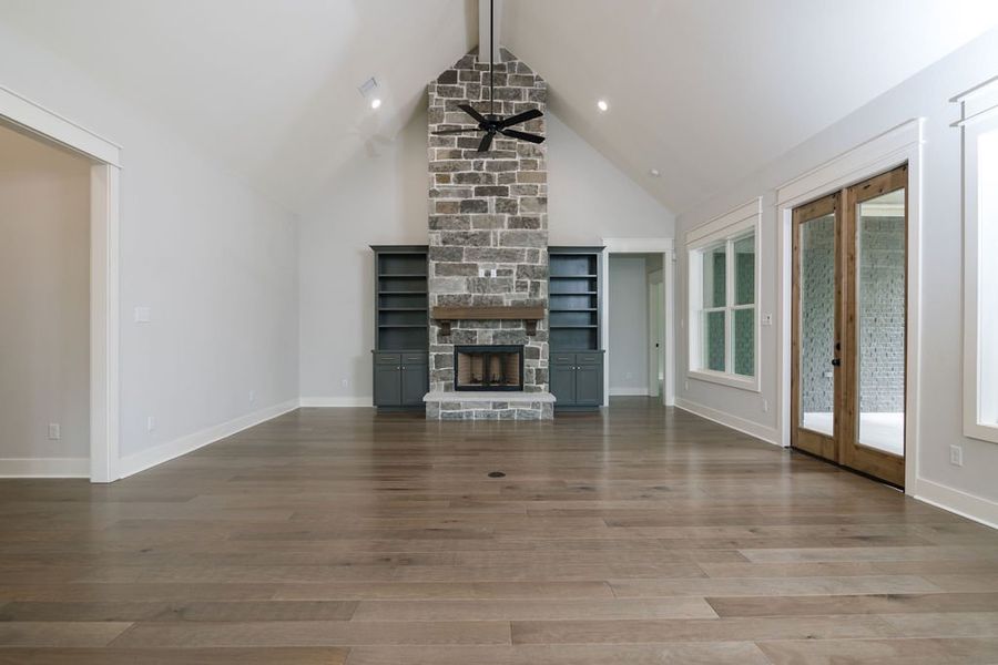 Representative unfurnished interior of a home built from the The Kaylee by Reece Homes in Pebble Creek, College Station (Image 25).