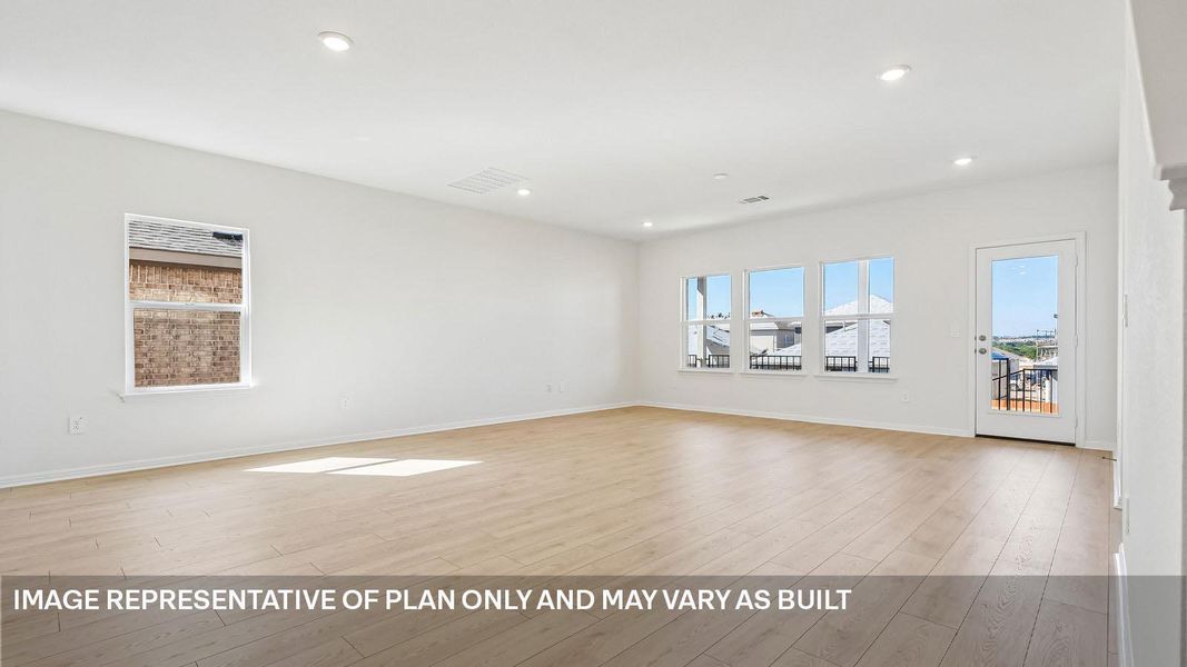 Spacious, unfurnished interior of a new home in Bar W Ranch, Leander (Image 39).