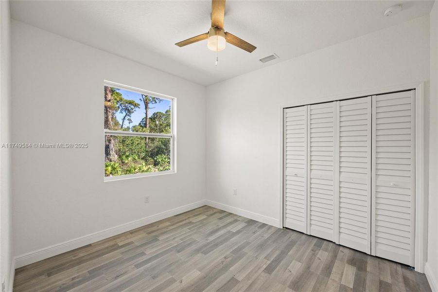 Spacious, unfurnished interior of a new home in , Lehigh Acres (Image 18).