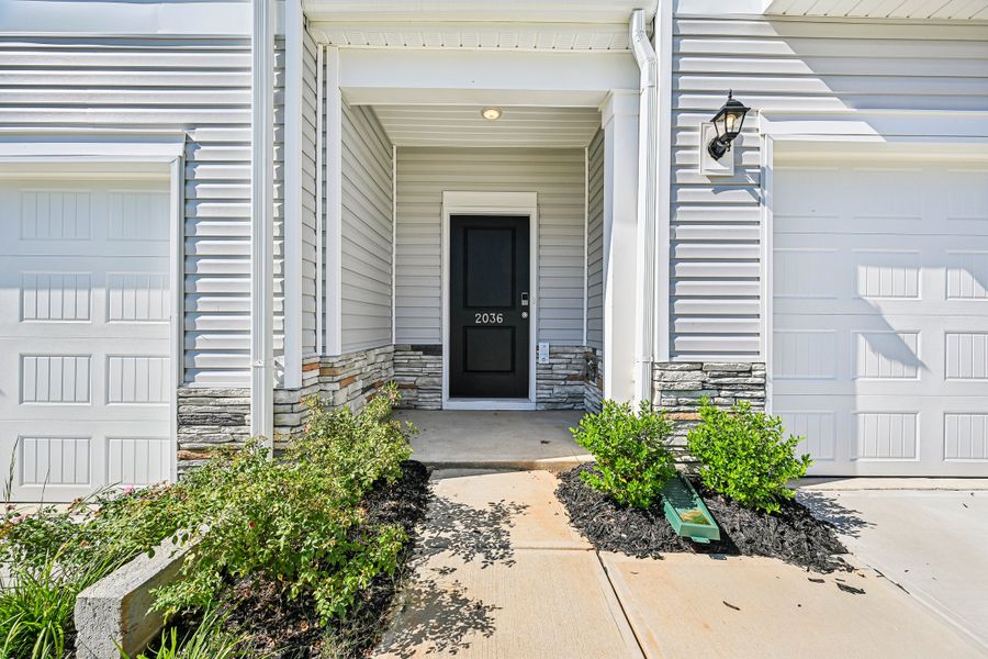 Exterior details and patio area of a home in Trenton Place, Roebuck (Image 3).