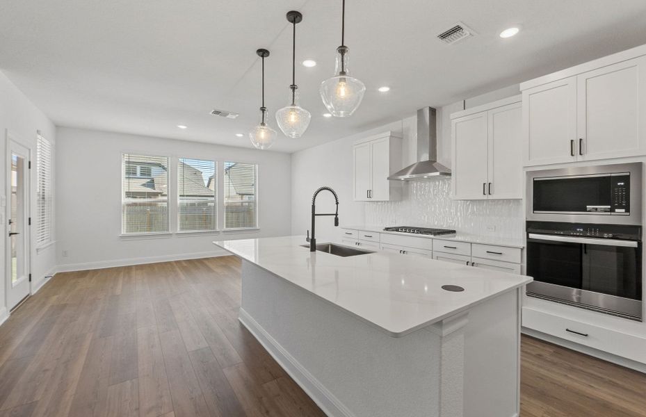 Furnished interior view inside a new home in Santa Rita Ranch, Liberty Hill (Image 15). Furnished interior view inside a new home in Santa Rita Ranch, Liberty Hill (Image 15).