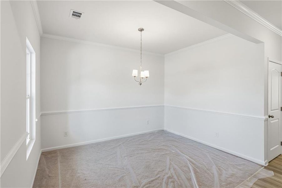 Spacious, unfurnished interior of a new home in Creekside Landing, Dallas (Image 20).