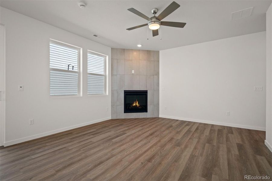 Spacious, unfurnished interior of a new home in Revel Crossing at Wolf Ranch – The Ascent Collection, Colorado Springs (Image 16).