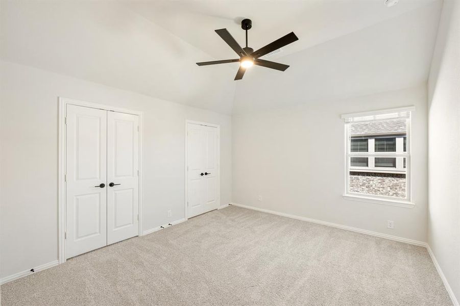 Spacious, unfurnished interior of a new home in Somerset, Venus (Image 35).