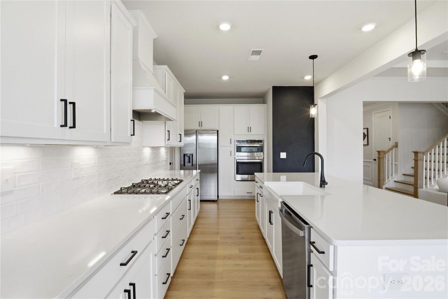 Gas Range with Hood