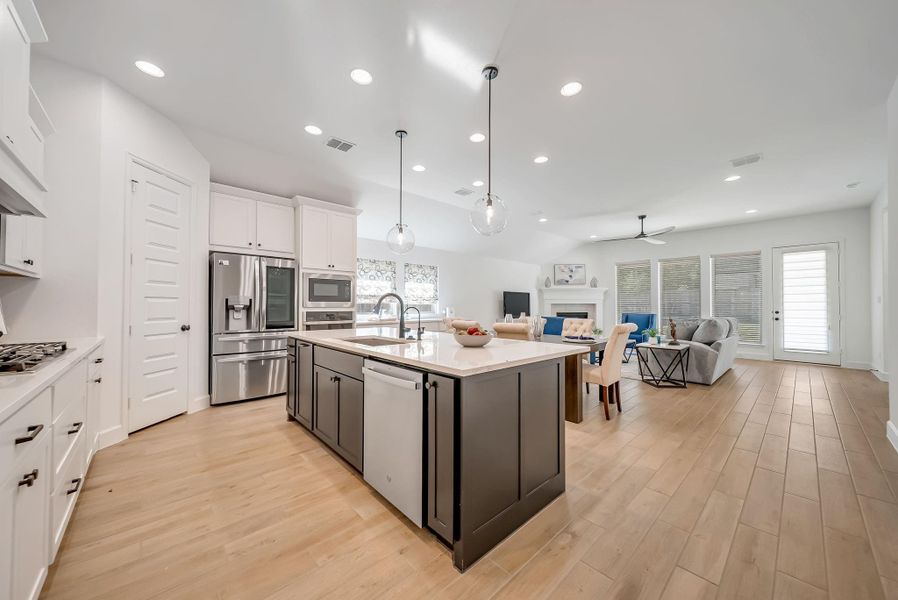 Furnished interior view inside a new home in Woodforest, Montgomery (Image 17).