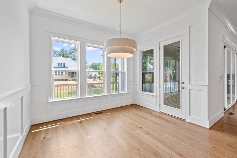 Representative unfurnished interior of a home built from the The Emerson by RobuckHomes in Stonehenge, Raleigh (Image 172).