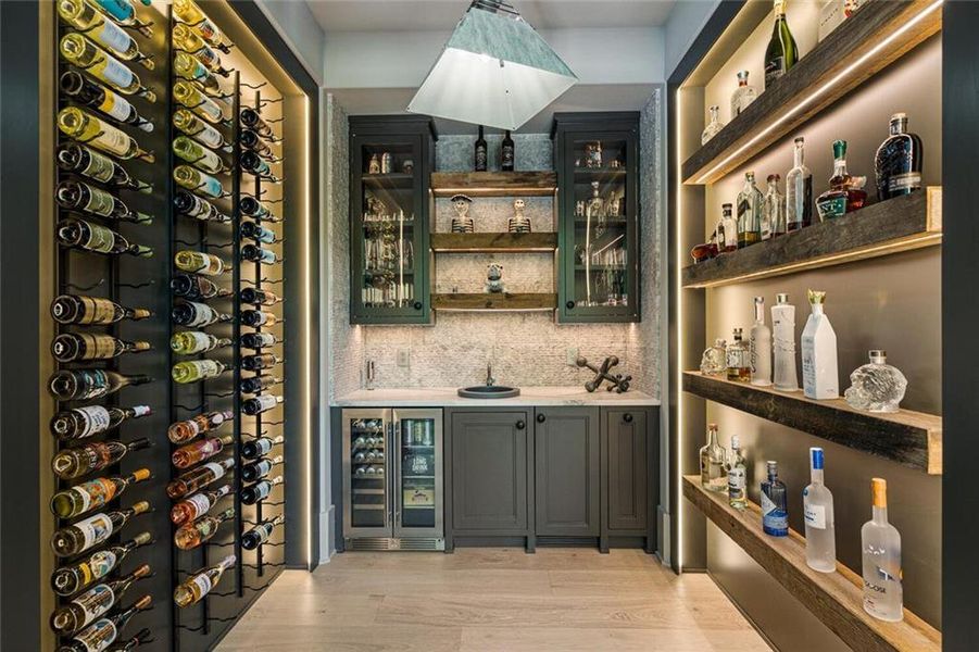 Image 6 of a home in .