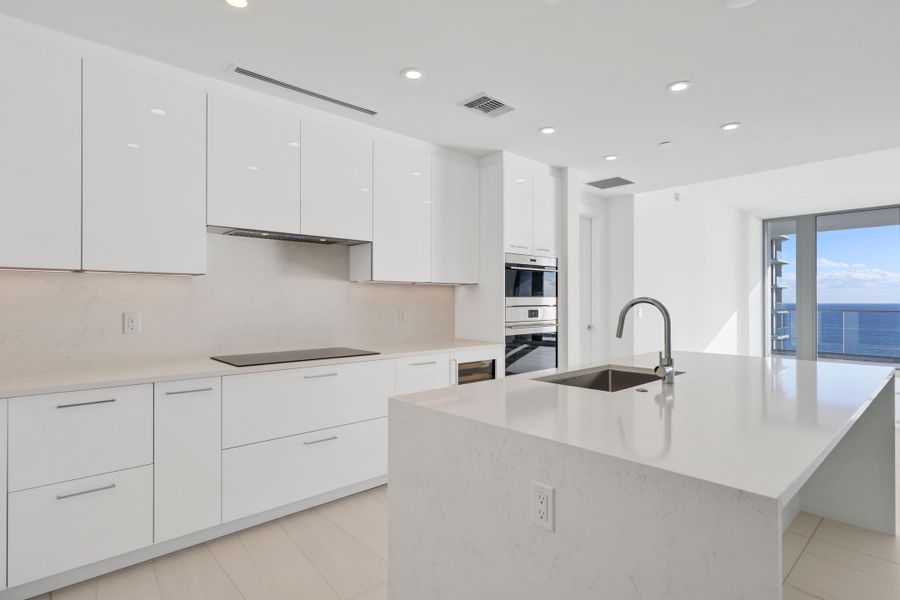 Modern kitchen