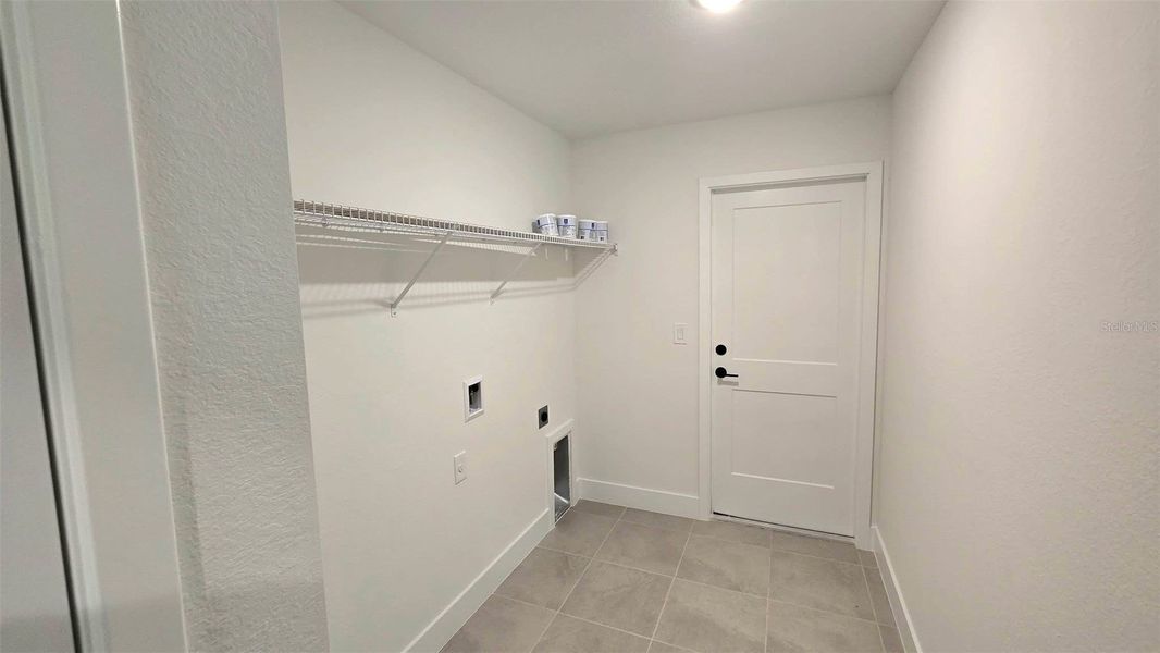 Spacious, unfurnished interior of a new home in North Port, North Port (Image 13).