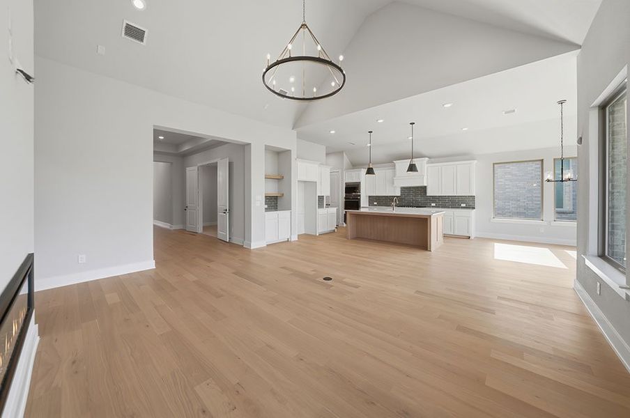 Spacious, unfurnished interior of a new home in The Homestead - 62', Rockwall (Image 28).