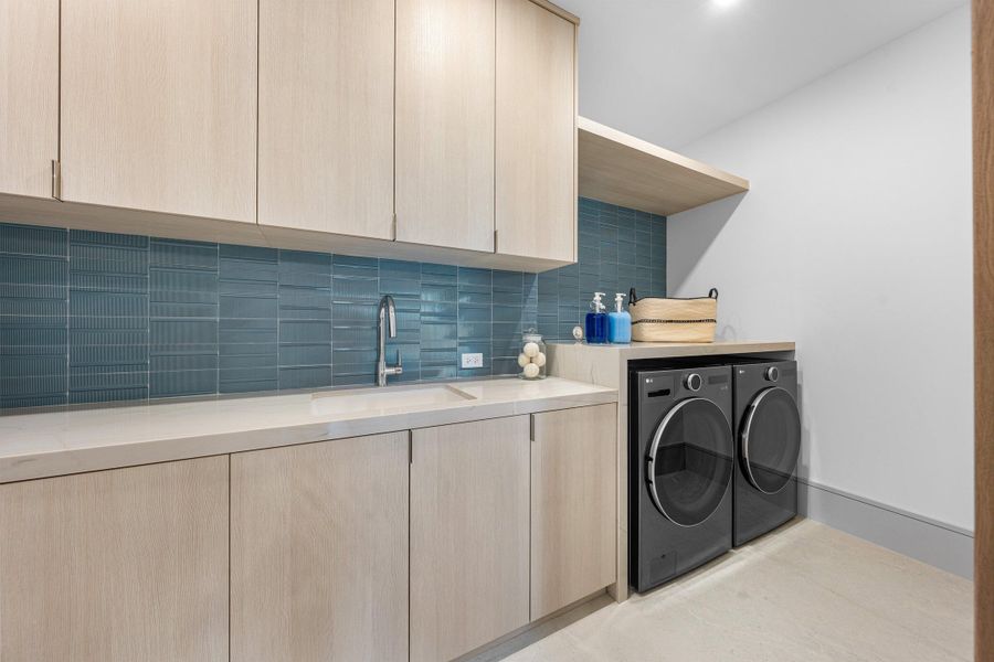 077-234AlexanderPalmRoad-BocaRaton-FL-33