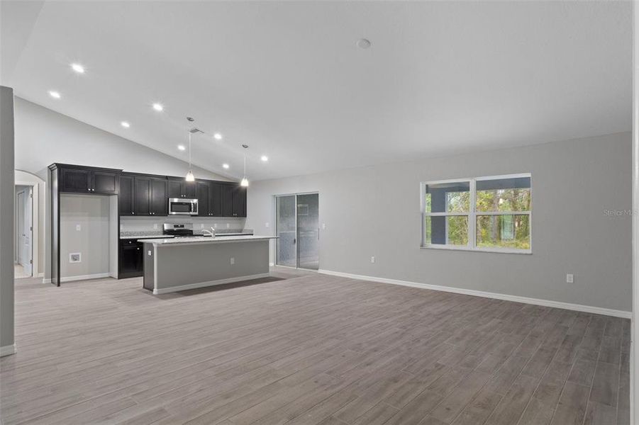 Spacious, unfurnished interior of a new home in , Beverly Hills (Image 25). Spacious, unfurnished interior of a new home in , Beverly Hills (Image 25).