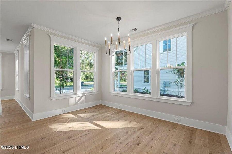 Spacious, unfurnished interior of a new home in , Beaufort (Image 13).