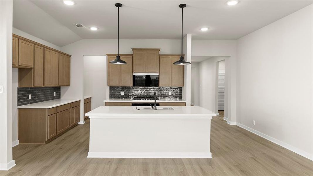 09. 1203 Cider Mill - Kitchen