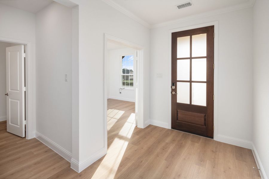 Spacious, unfurnished interior of a new home in Legacy Hills, Celina (Image 17).