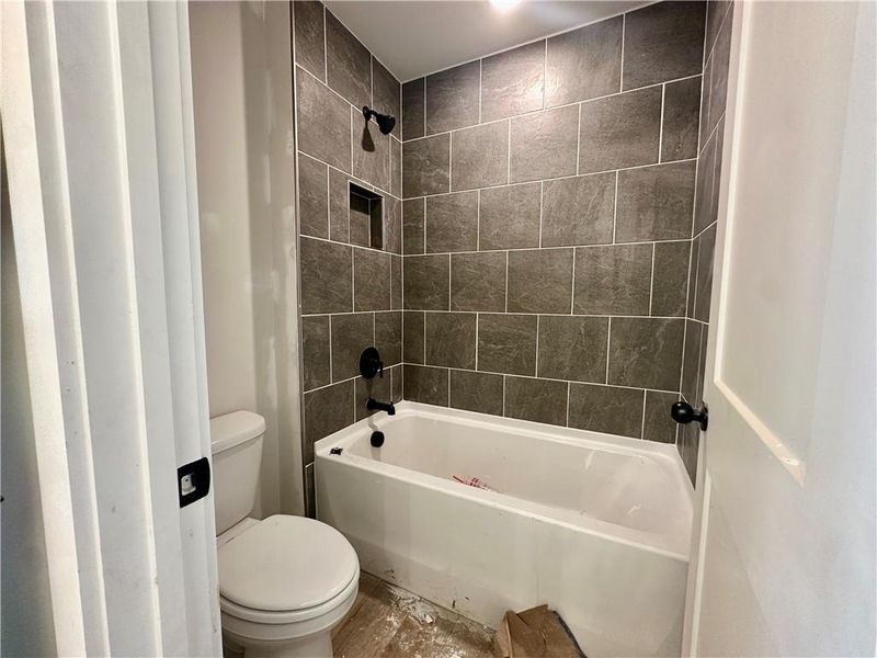 Furnished interior view inside a new home in Twin Lakes, Hoschton (Image 7).