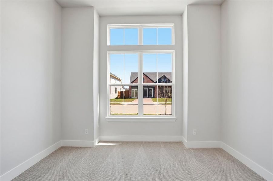 Spacious, unfurnished interior of a new home in Pecan Grove, Burleson (Image 32).