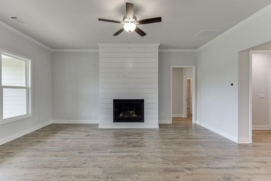 Spacious, unfurnished interior of a new home in , Jefferson (Image 21).