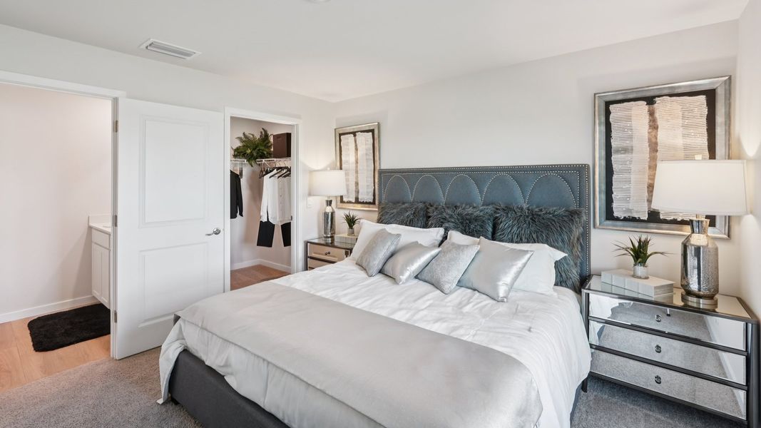 Representative furnished interior of a home built from the Freeport II by D.R. Horton in Palmetto Landing at Babcock Ranch Express, Punta Gorda (Image 17).