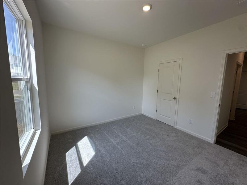 Spacious, unfurnished interior of a new home in Crescent Pointe, Carrollton (Image 9). Spacious, unfurnished interior of a new home in Crescent Pointe, Carrollton (Image 9).