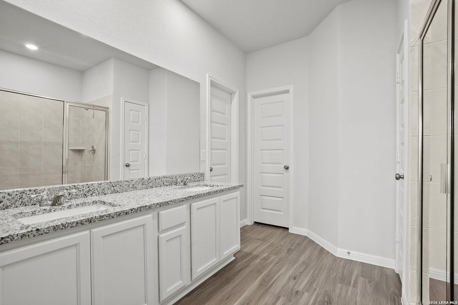 Furnished interior view inside a new home in Cinco Lakes, San Antonio (Image 9).