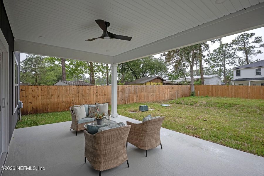 Exterior details and patio area of a home in , Jacksonville (Image 24).