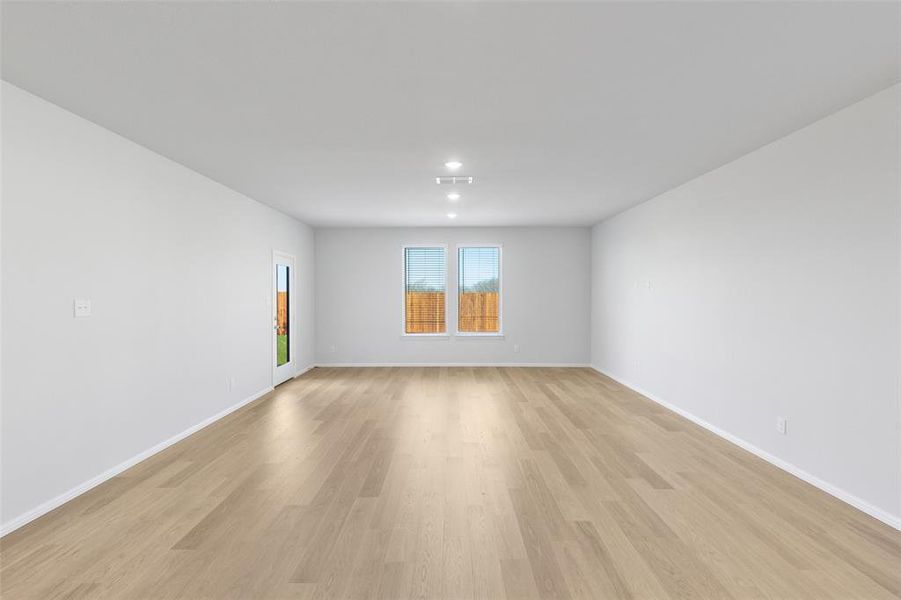 Spacious, unfurnished interior of a new home in Tesoro at Chisholm Trail Ranch, Crowley (Image 29).