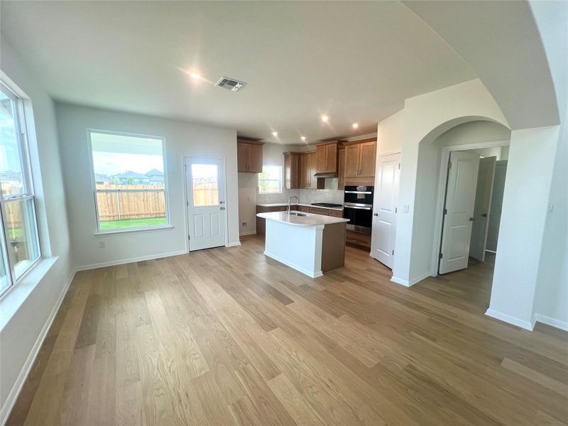 Furnished interior view inside a new home in Porter Country, Buda (Image 6).