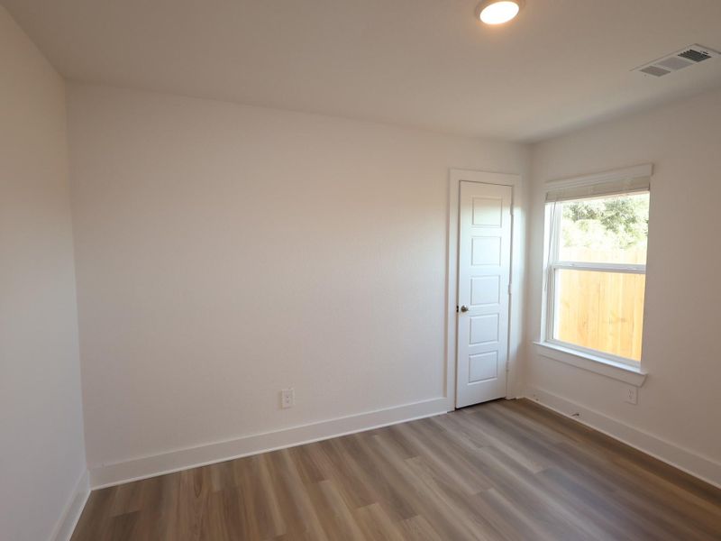 Spacious, unfurnished interior of a new home in Sorella, Tomball (Image 14). Spacious, unfurnished interior of a new home in Sorella, Tomball (Image 14).