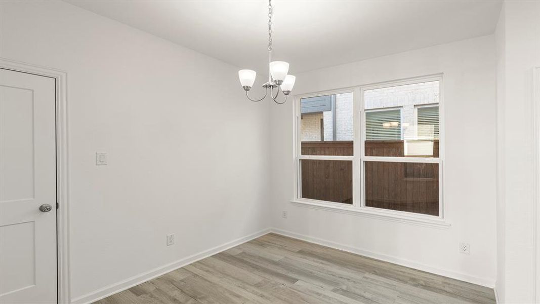 12. 3246 Summerland - Dining