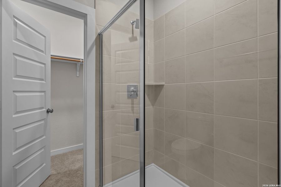 Close-up of interior finishes inside a home in Rosemont Hill, San Antonio (Image 13).