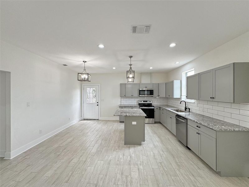 Image 17 of a home in .