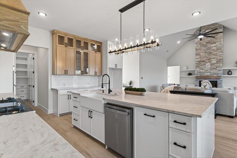 Furnished interior view inside a new home in , Celeste (Image 12).