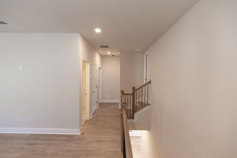 Spacious, unfurnished interior of a new home in Aberdeen, Hoschton (Image 18).