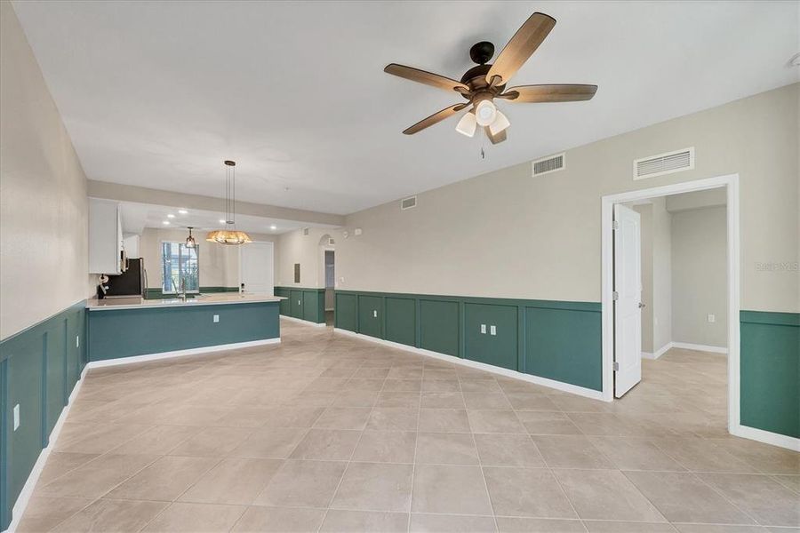 Spacious, unfurnished interior of a new home in , Punta Gorda (Image 16).
