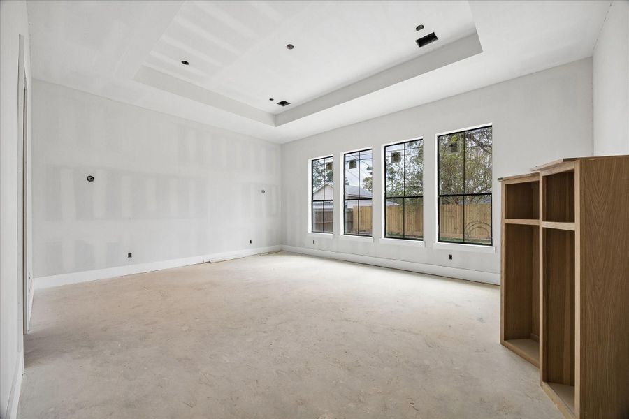 Image 33 of a home in .