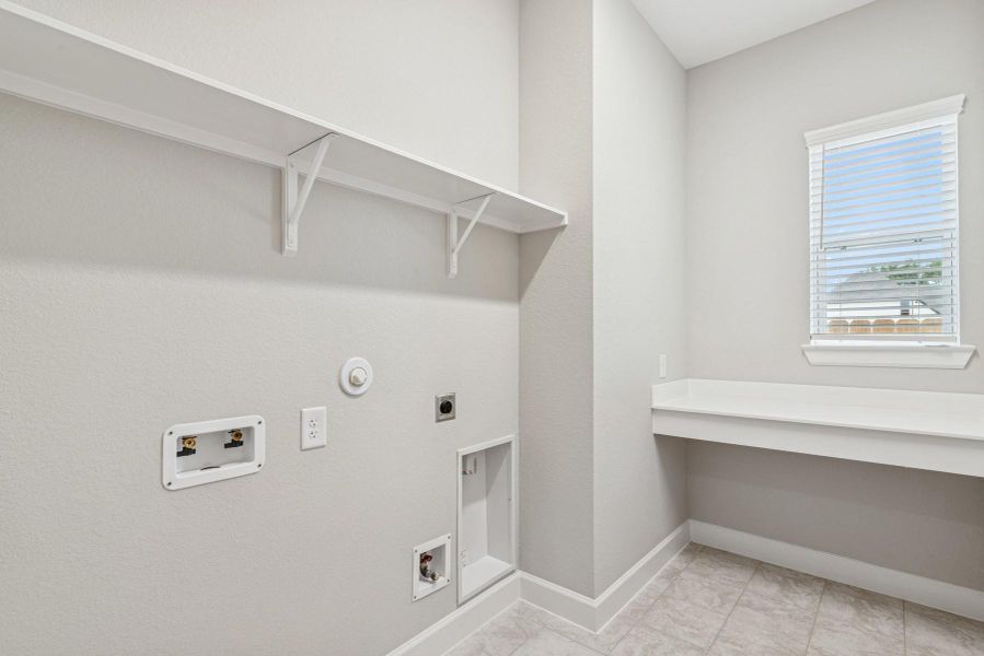 Furnished interior view inside a new home in ARTAVIA 45' Homesites, Conroe (Image 13). Furnished interior view inside a new home in ARTAVIA 45' Homesites, Conroe (Image 13).