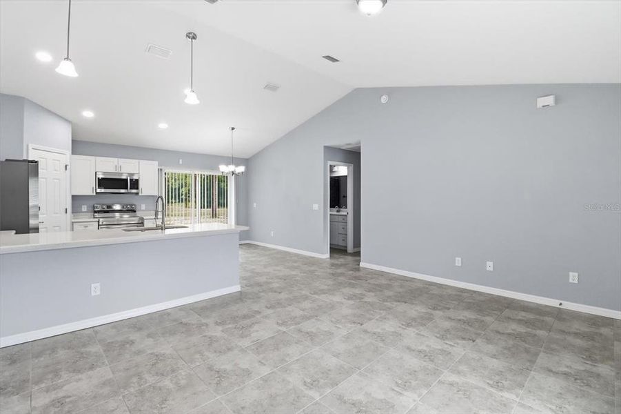 Spacious, unfurnished interior of a new home in , Dunnellon (Image 32). Spacious, unfurnished interior of a new home in , Dunnellon (Image 32).
