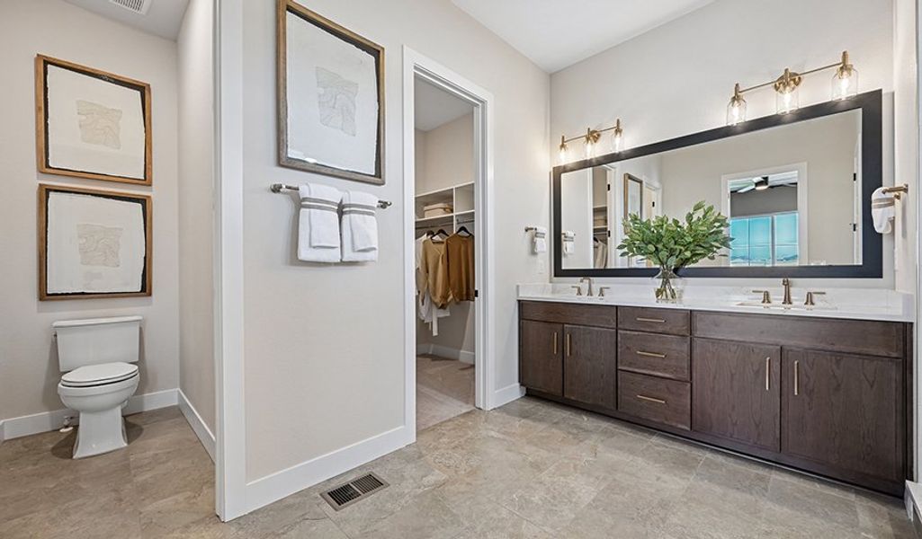 Darius-D786-Legacy Bathroom