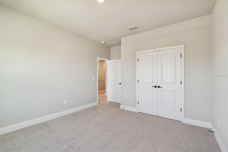Spacious, unfurnished interior of a new home in North River Ranch – Townhomes, Parrish (Image 34).
