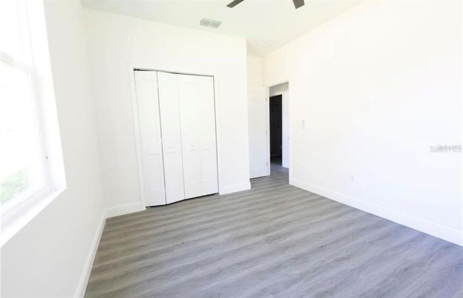 Spacious, unfurnished interior of a new home in , Lake Panasoffkee (Image 14).