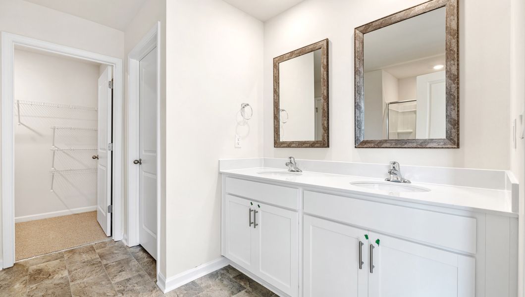 Representative furnished interior of a home built from the Aisle by D.R. Horton in Durbin Meadows, Fountain Inn (Image 10).