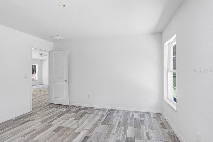 Spacious, unfurnished interior of a new home in , Summerfield (Image 3).