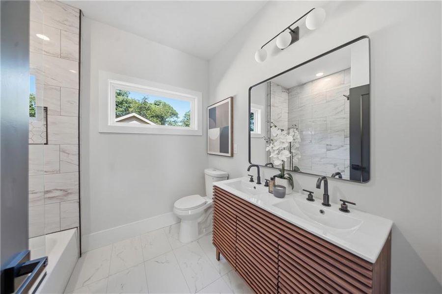 Furnished interior view inside a new home in , Atlanta (Image 12).