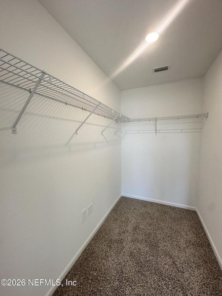 Spacious, unfurnished interior of a new home in Rookery, Green Cove Springs (Image 27).