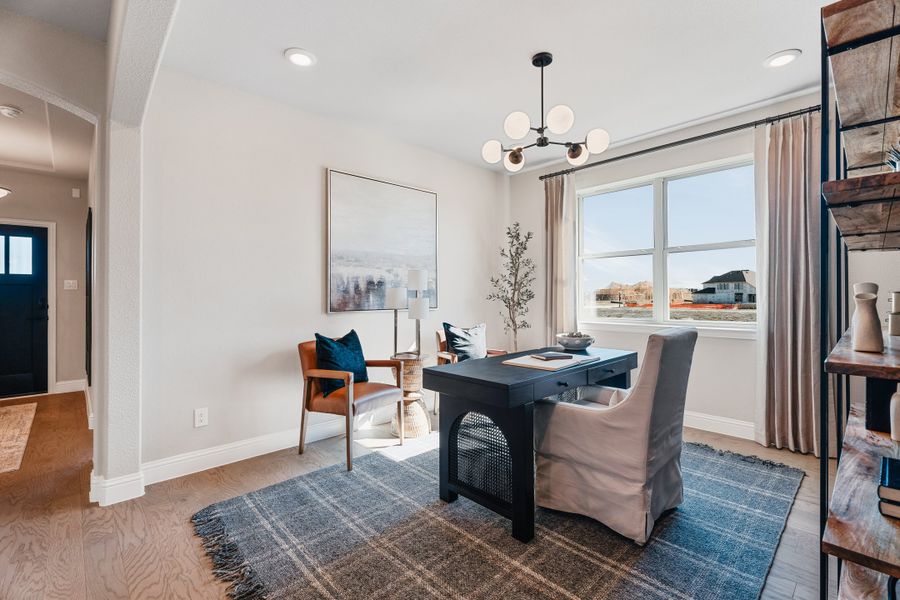 Representative furnished interior of a home built from the Avalon by Beazer Homes in Goodland: Overlook 60', Midlothian (Image 9).