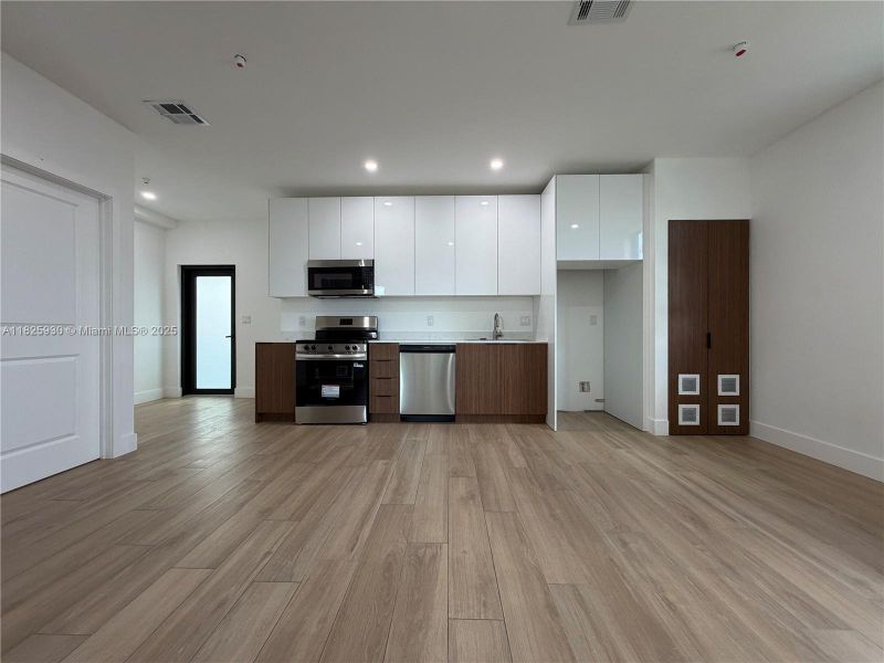 Spacious, unfurnished interior of a new home in , Miami (Image 29). Spacious, unfurnished interior of a new home in , Miami (Image 29).