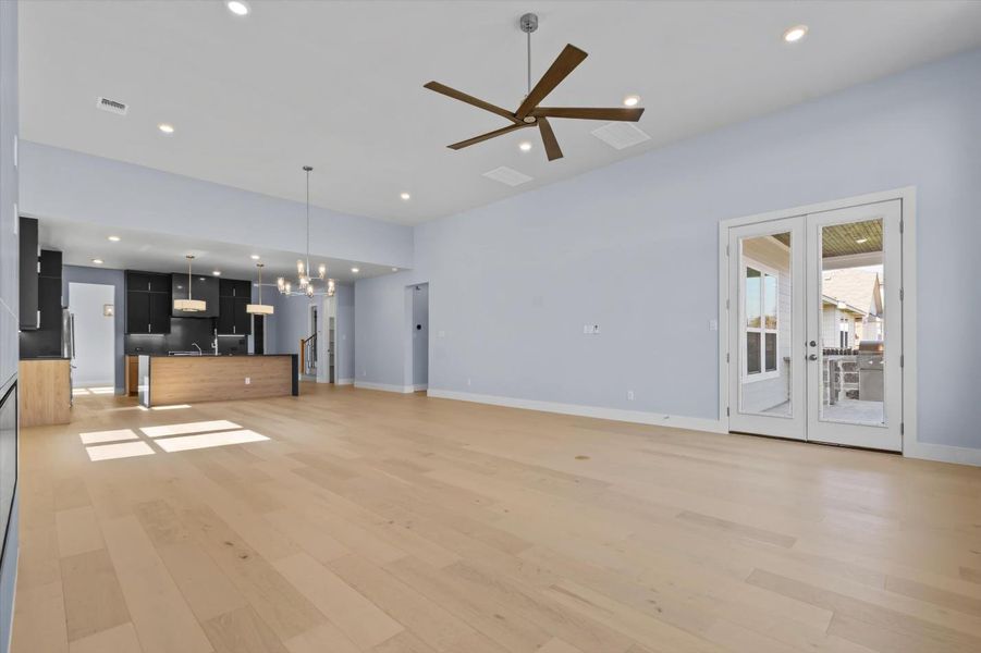 Spacious, unfurnished interior of a new home in , Round Rock (Image 33).