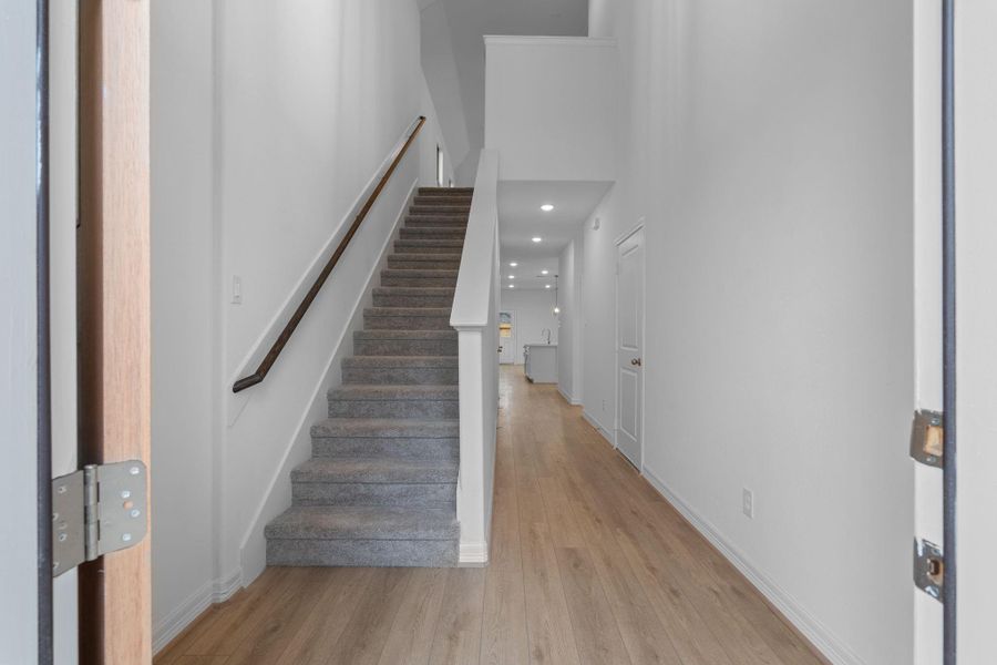 Spacious, unfurnished interior of a new home in Emory Glen, Magnolia (Image 18).